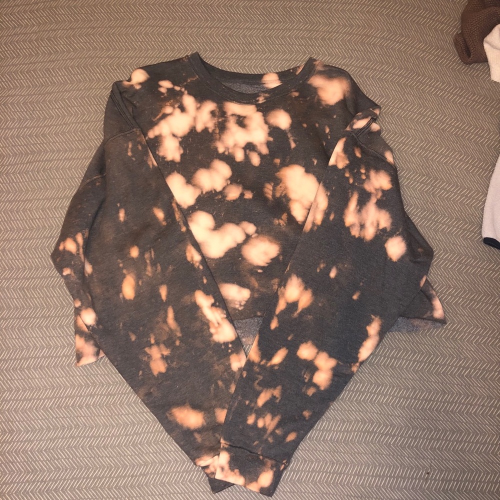 Bleached Dyed Cropped Crewneck